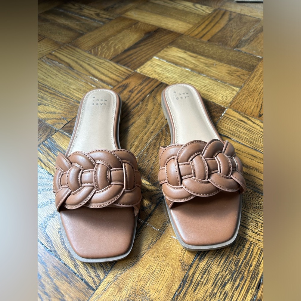 Braided brown sandals size 7
